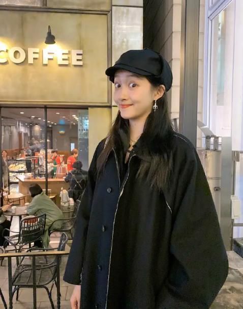鹿晗守零点为关晓彤庆生 狂撒狗粮