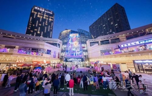 这个国庆来龙盛国际商业广场第四十届妖漫游戏动漫展玩吧！
